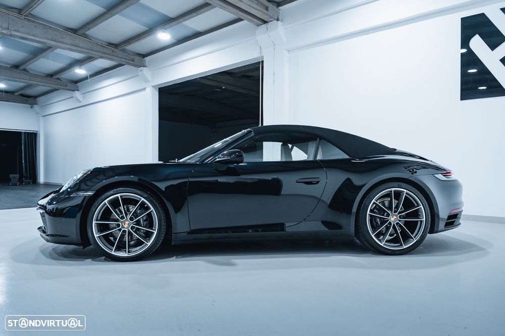 Porsche 911 (992) - 11
