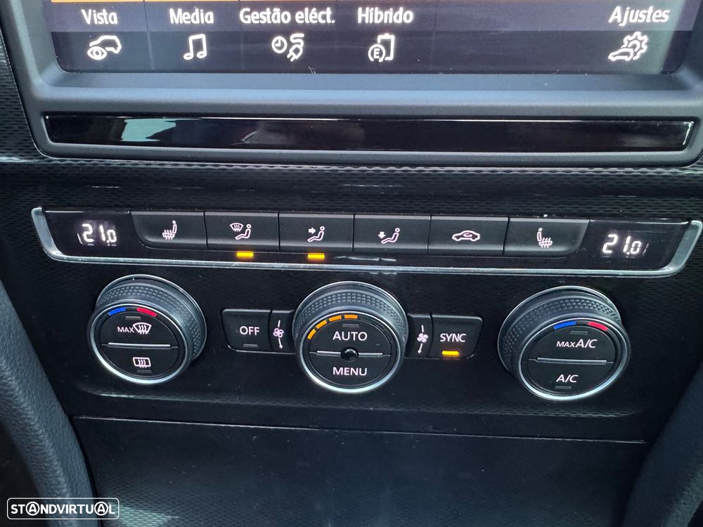 VW Golf 1.4 GTE Plug-In-Hybrid DSG - 20