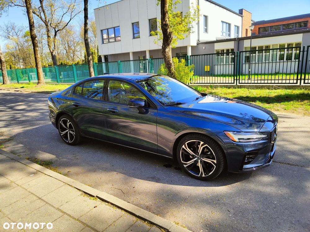 Volvo S60 B5 B AWD Plus Dark - 9