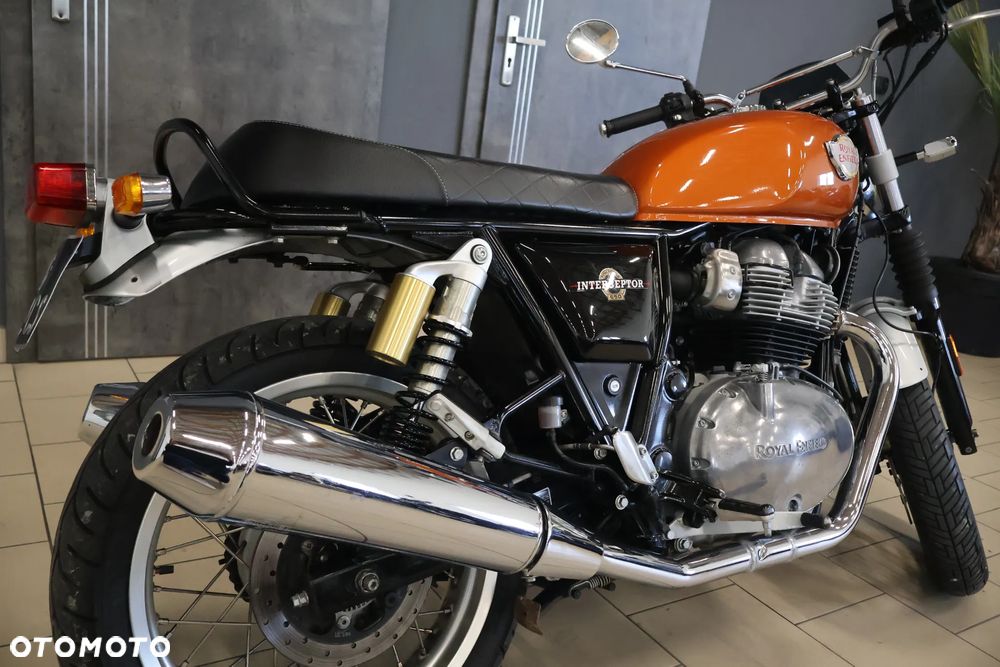 Royal Enfield Interceptor - 3