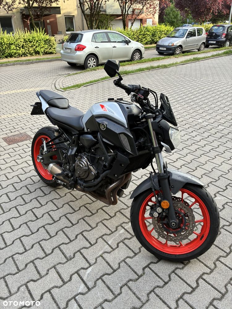 Yamaha MT - 7