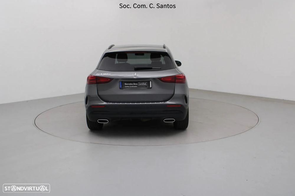 Mercedes-Benz GLA 180 d AMG Line - 5