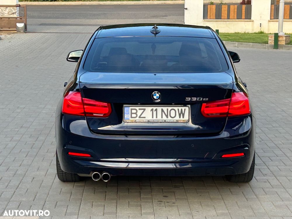 BMW Seria 3 330e iPerformance AT Luxury Line - 8