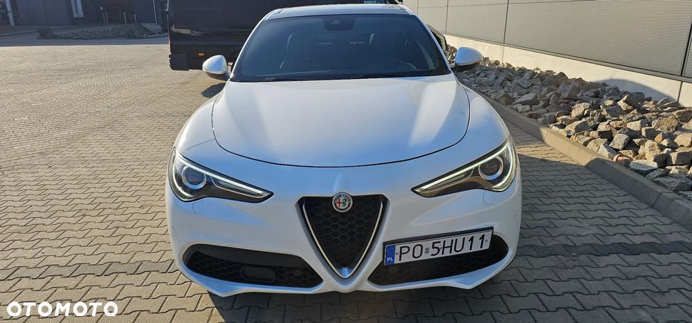 Alfa Romeo Stelvio 2.0 Turbo Executive Q4 - 8