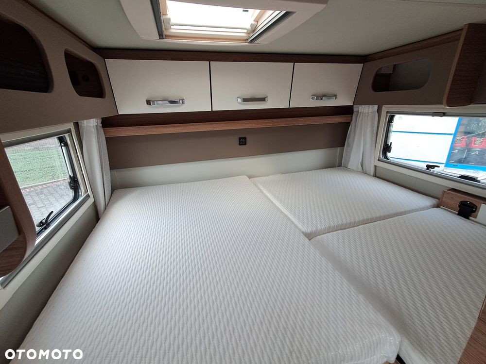 Weinsberg X-Cursion 500 MQ 2 osobne łóżka  4 osoby Wersja Zimowa  FV23% - 29