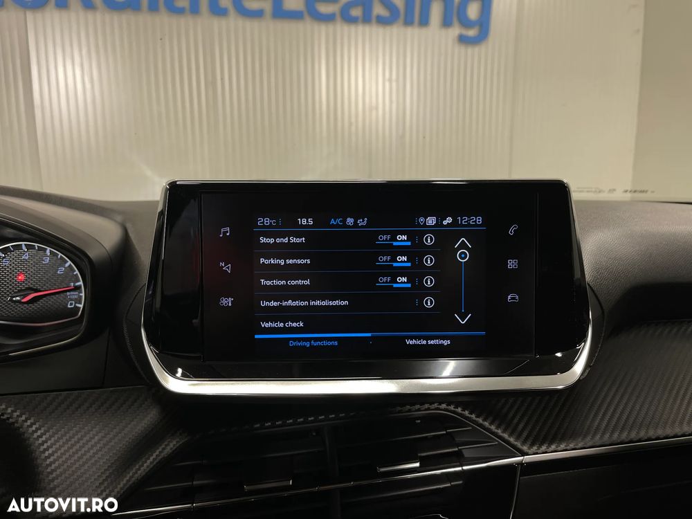 Peugeot 2008 PureTech 130 EAT8 Active - 19