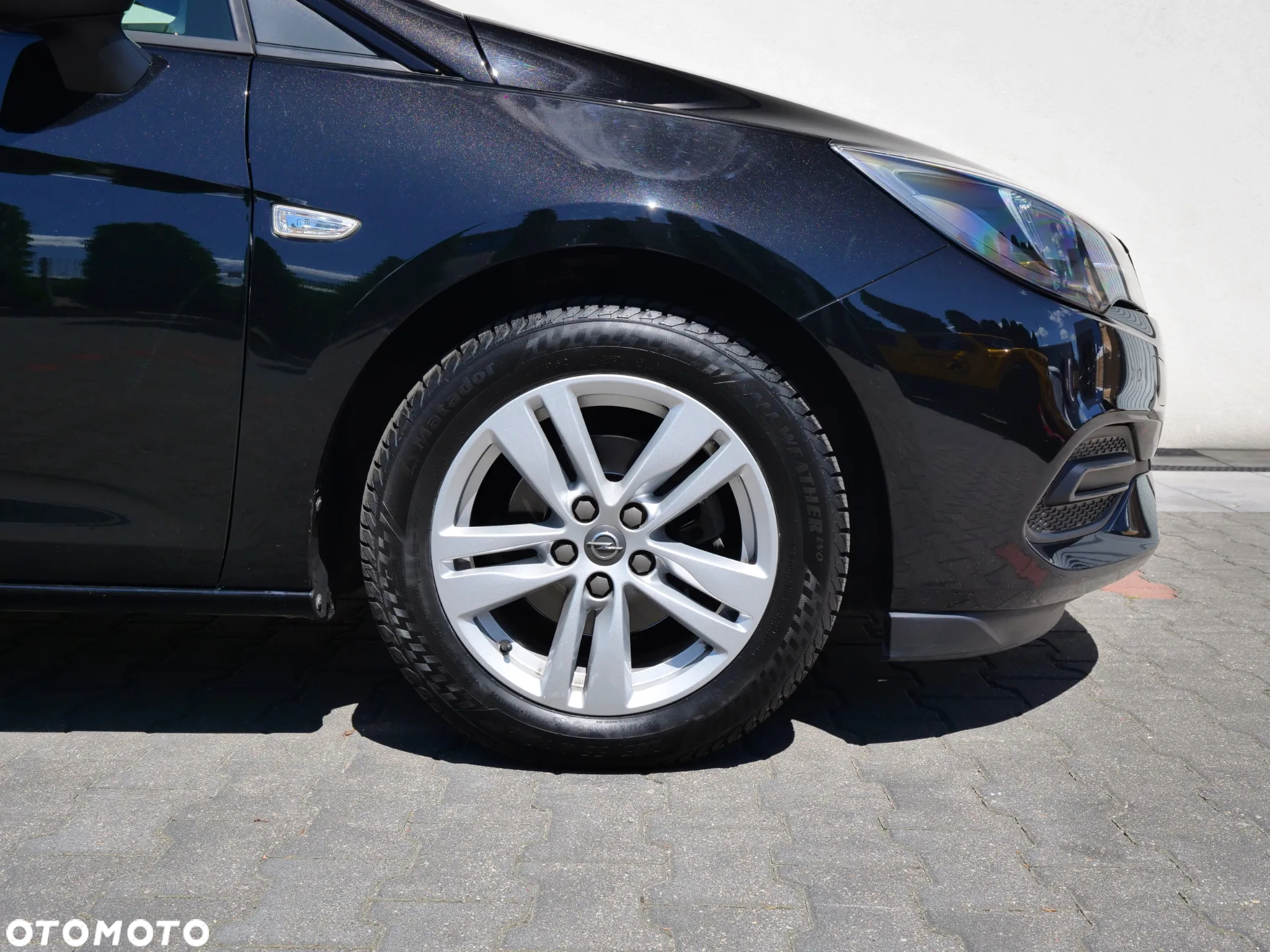 Opel Astra V 1.2 T GS Line S&S - 8