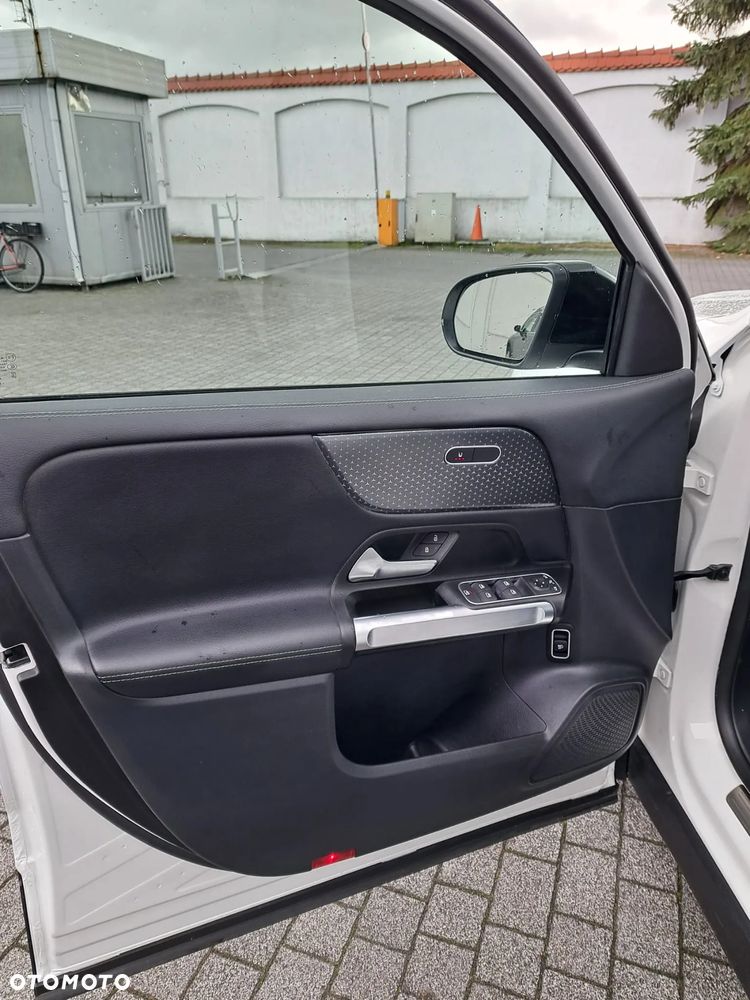 Mercedes-Benz GLB 180 d 8G-DCT Style - 11