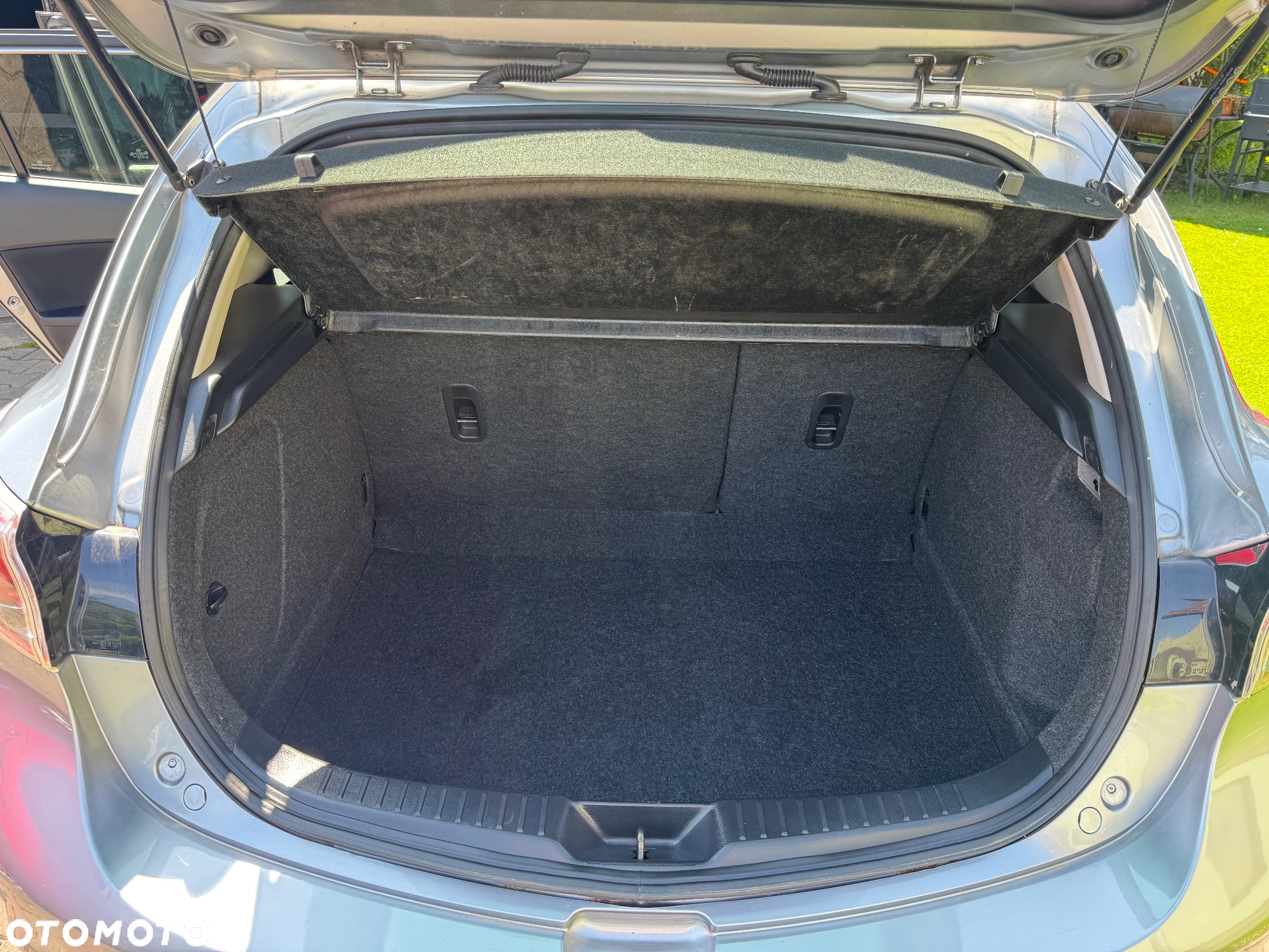 Mazda 3 1.6 Exclusive + - 28