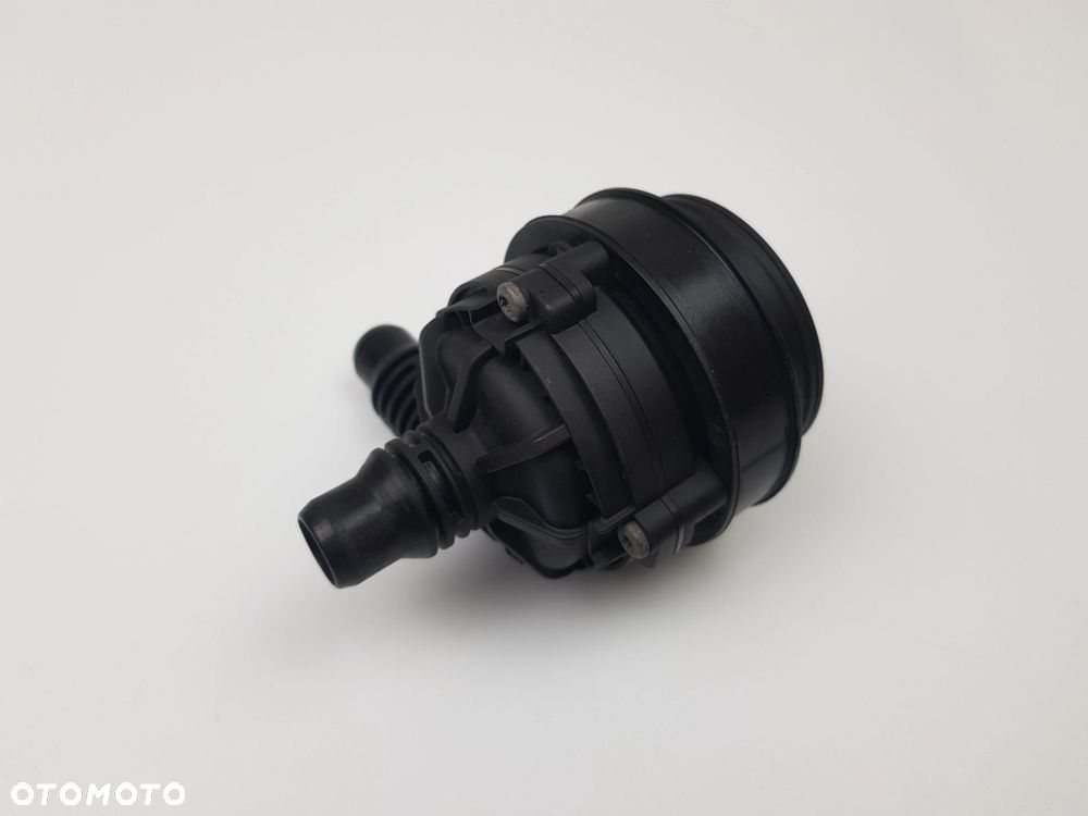 Dodatkowa Pompa Pompka wody BMW G20 G30 X3 G01 8651287 - 3
