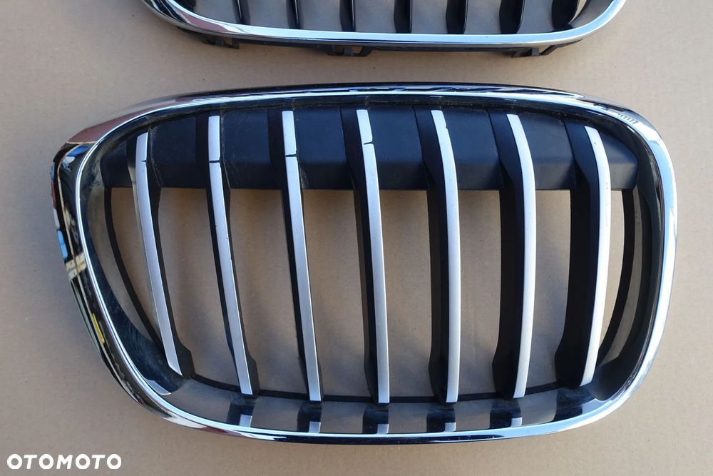 ATRAPA GRILL NERKA PRAWA BMW x1 F48 - 2
