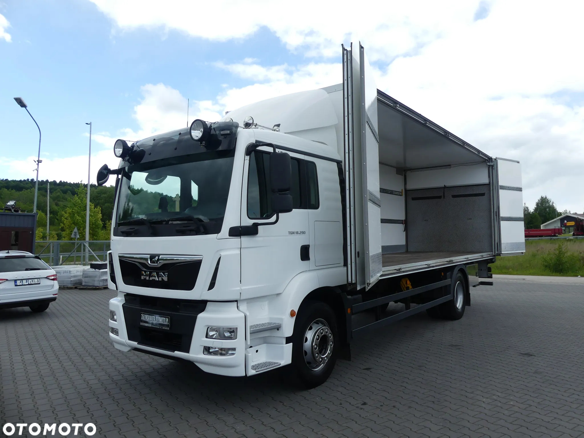 MAN TGM 18.290 / EURO 6 / KONTENER + WINDA / OTWIERANY BOK / - 18
