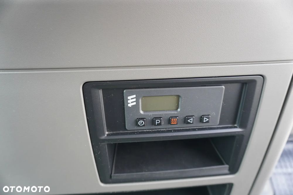 MAN TGX 35.580 8x4-4 / rama 830 cm / oś skrętna / 260 tys. km - 24