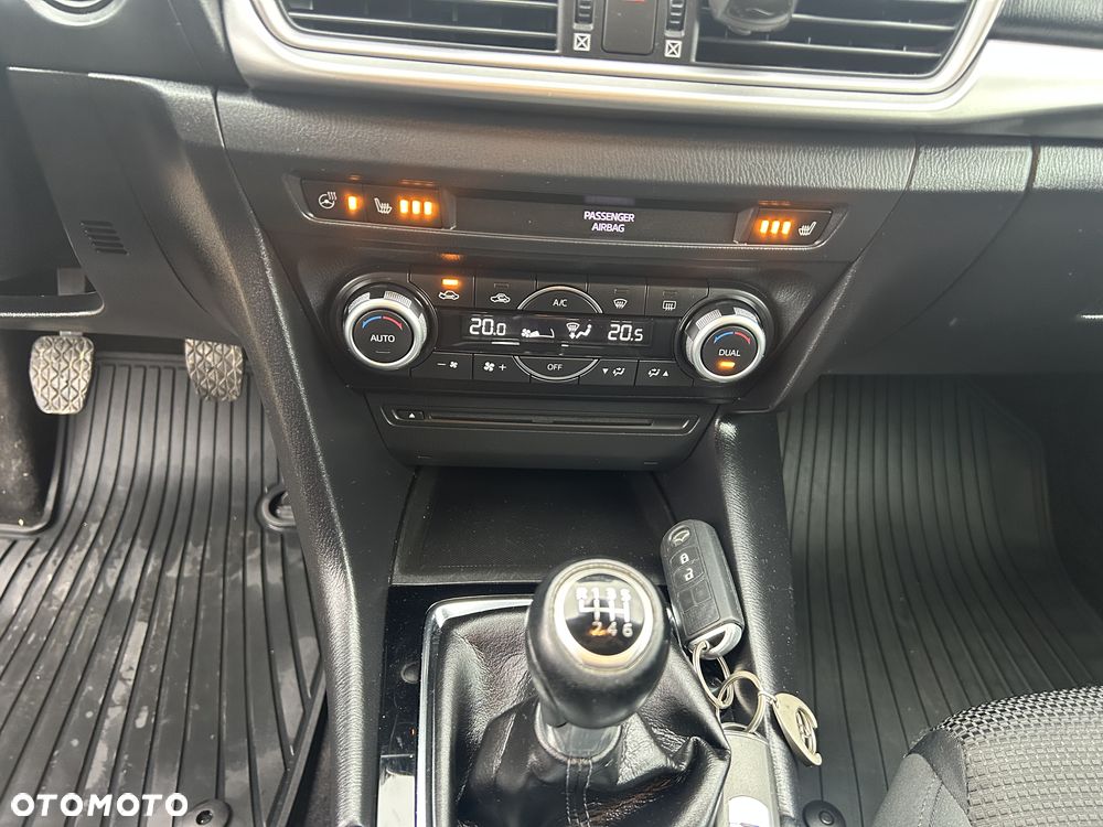 Mazda 3 SKYACTIV-G 120 KIZOKU - 18