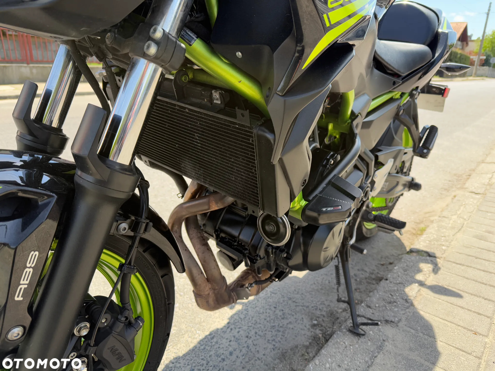 Kawasaki Z 650 - 15