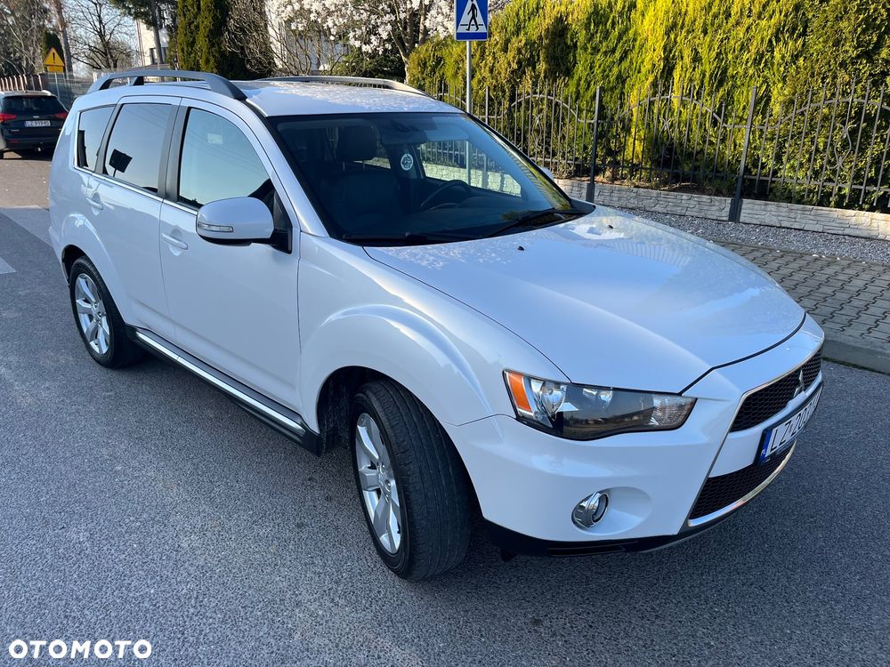 Mitsubishi Outlander 2.2 DID Intense + 4WD - 6