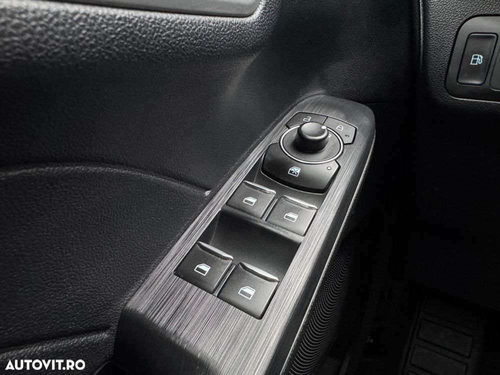 FORD Kuga 2022 — imagine 27
