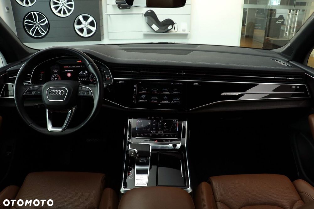 Audi Q7 - 24