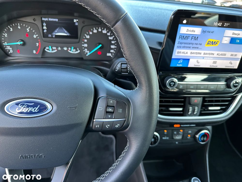 Ford Fiesta - 12
