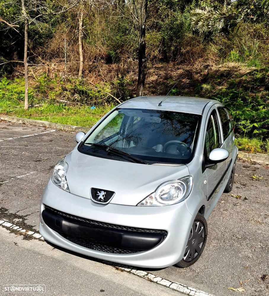 Mitsubishi Space Star - 3