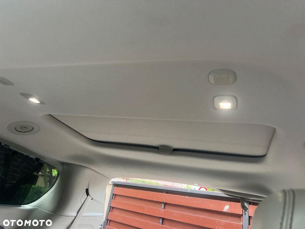 Chrysler Pacifica - 19