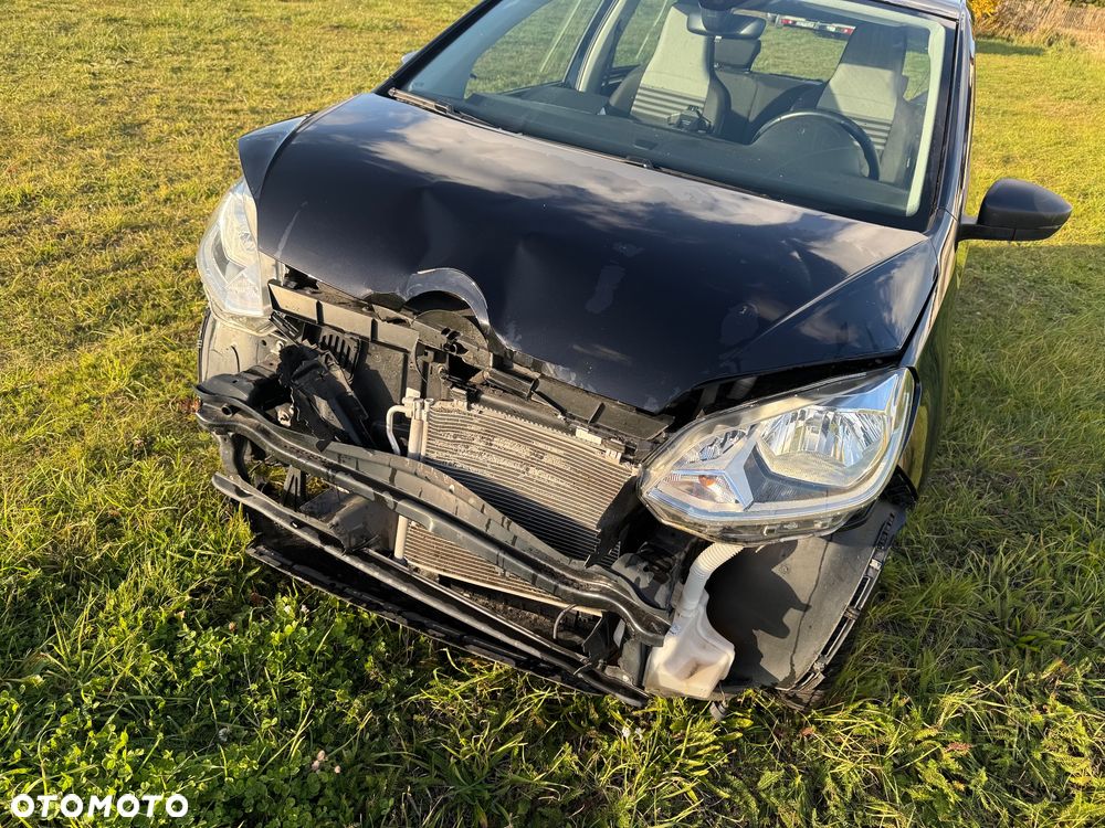 Volkswagen up! - 28