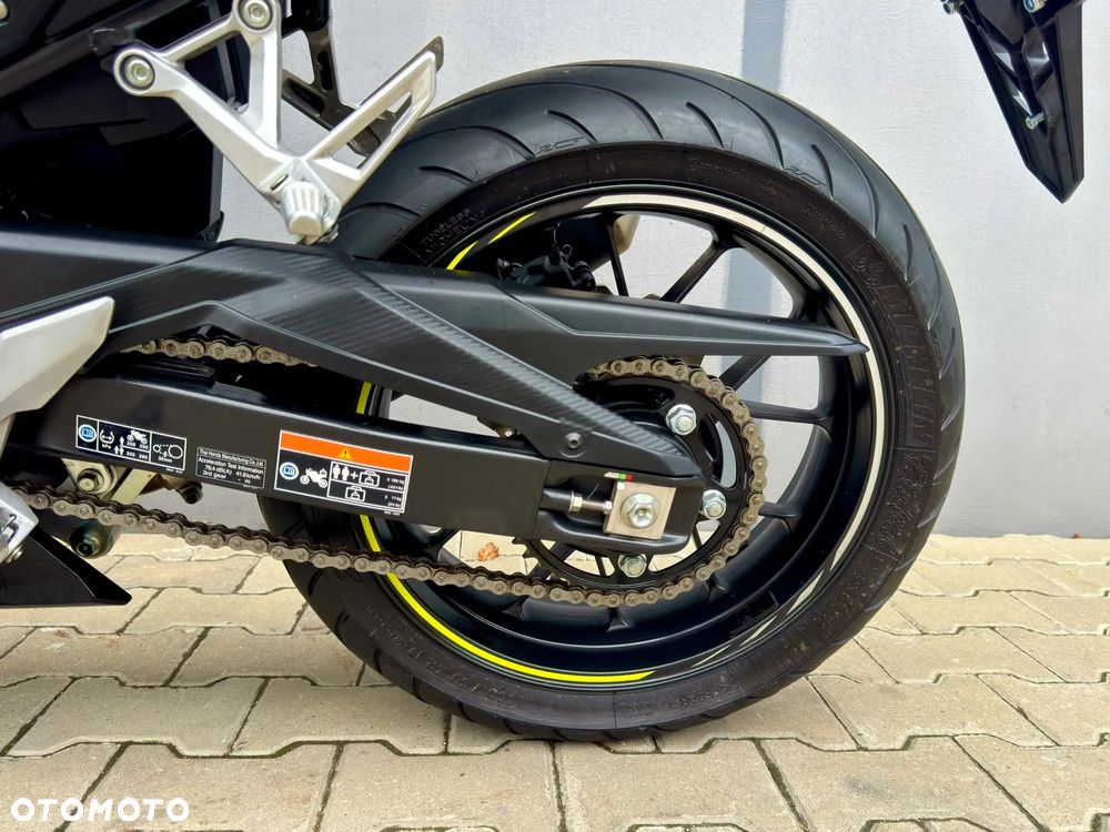 Honda CBR - 12