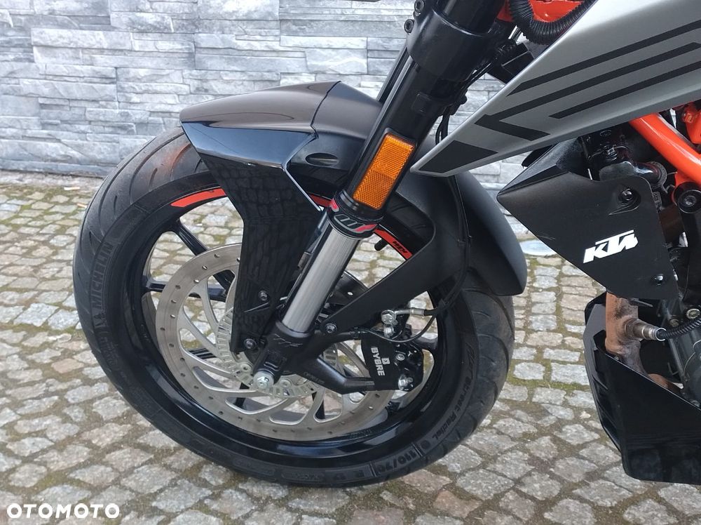KTM Duke - 30