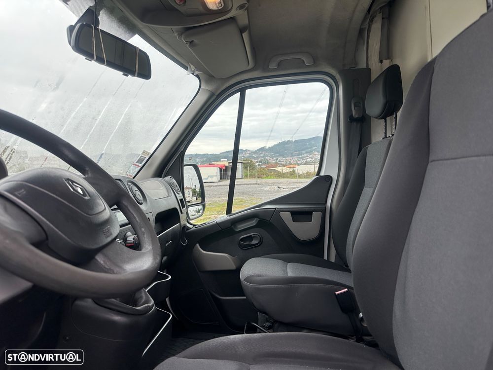Renault Master 2.3 dci 170 cv - 10