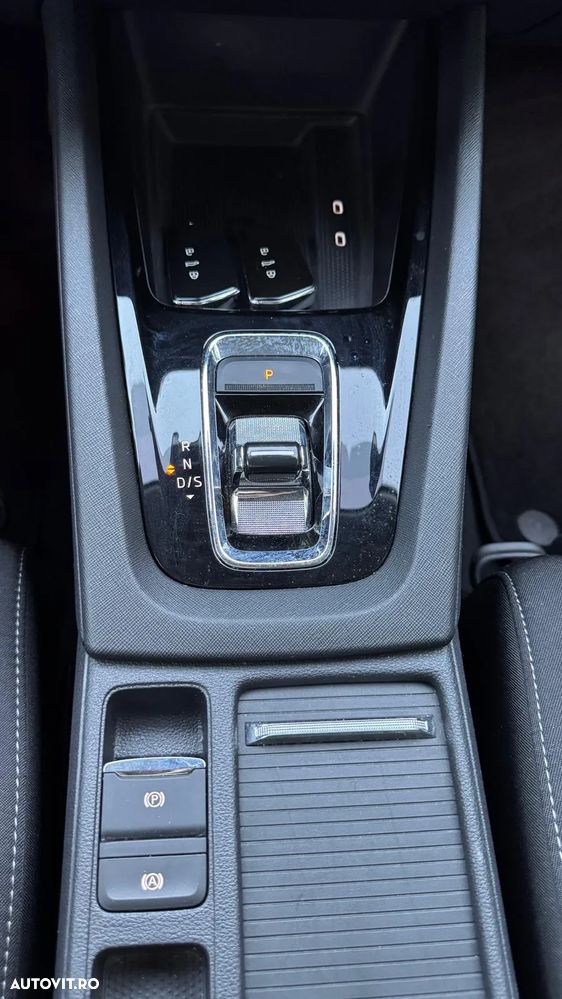 Skoda Octavia 2.0 TDI DSG Sportline - 13