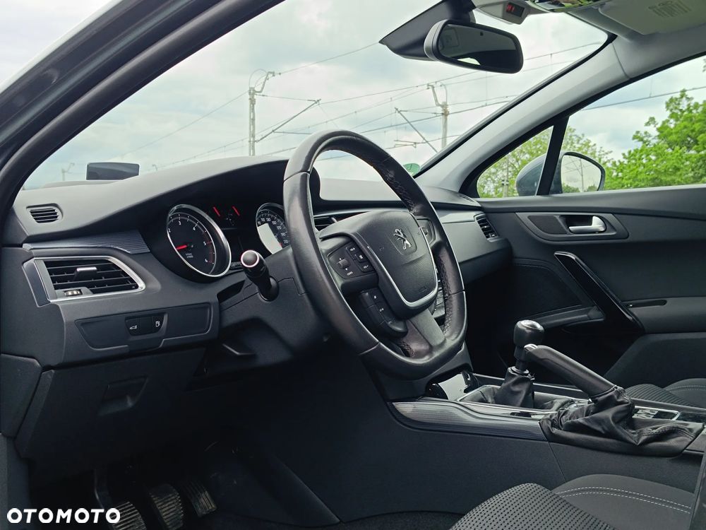Peugeot 508 HDi FAP 140 Active - 12
