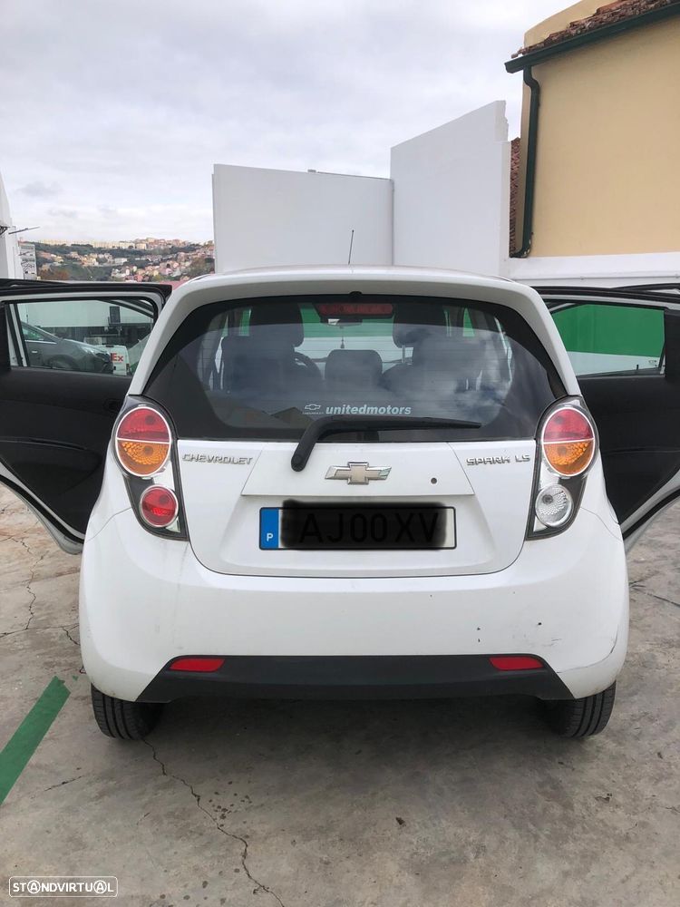 Chevrolet Spark 1.0 LS+ - 2