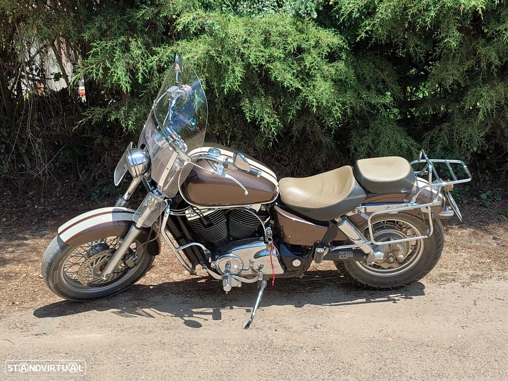 Honda VT Shadow Aero - 1