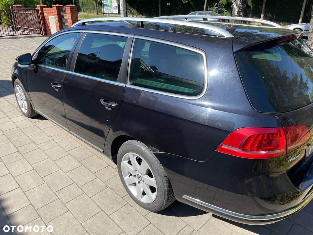 Volkswagen Passat 1.6 TDI Comfortline - 5