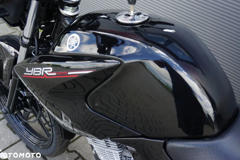 Yamaha YBR - 19