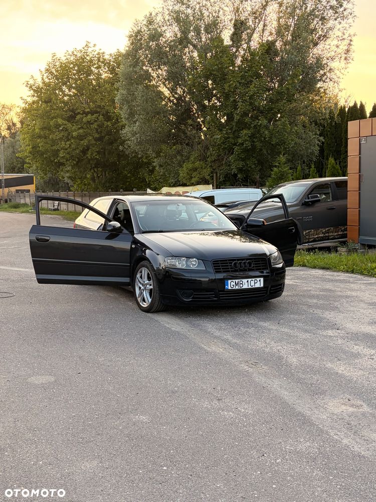 Audi A3 3-drzwiowe 2.0 TDI Ambiente - 2