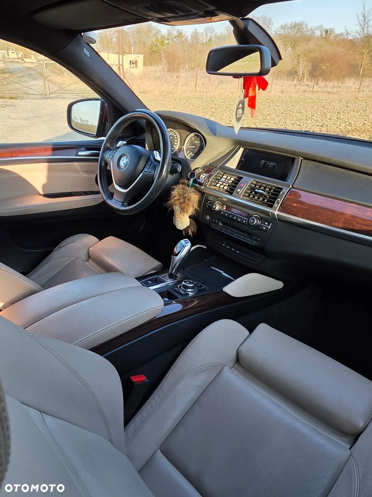 BMW X6 - 31