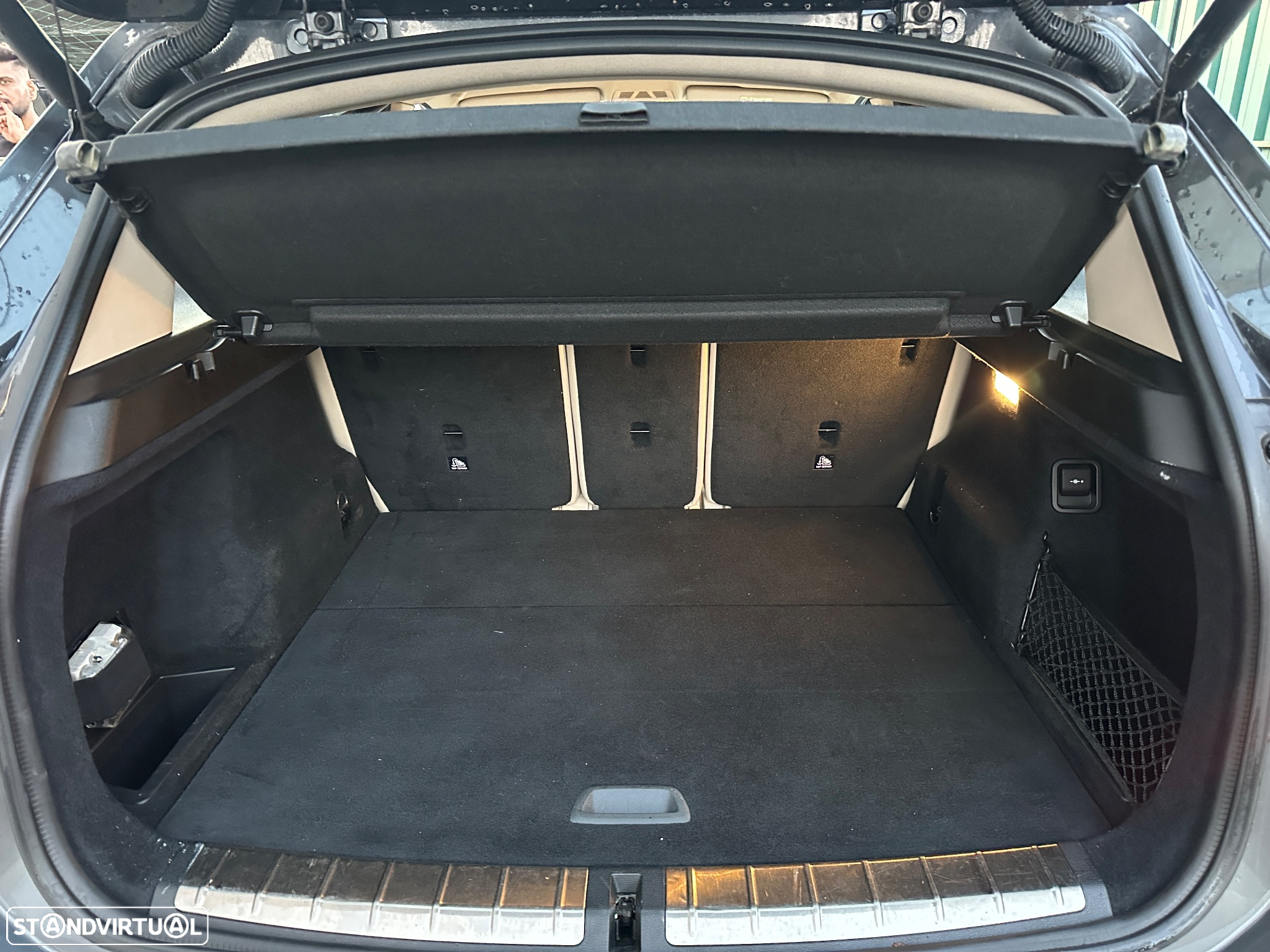 BMW X1 16 d sDrive Pack M - 18