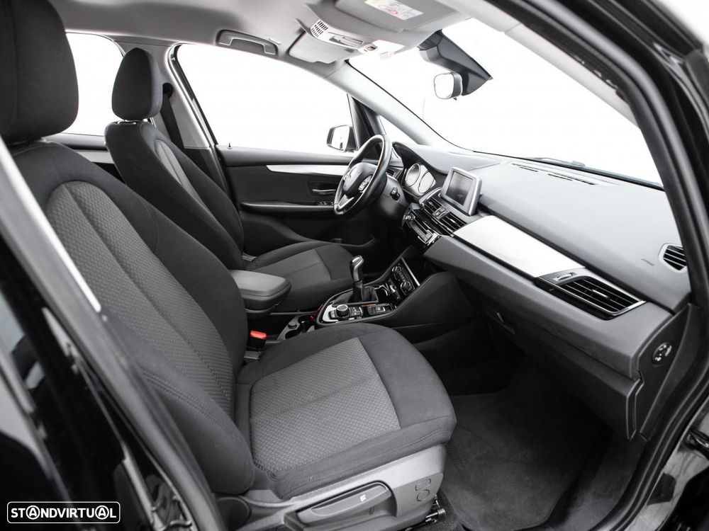 BMW 216 Active Tourer d - 10