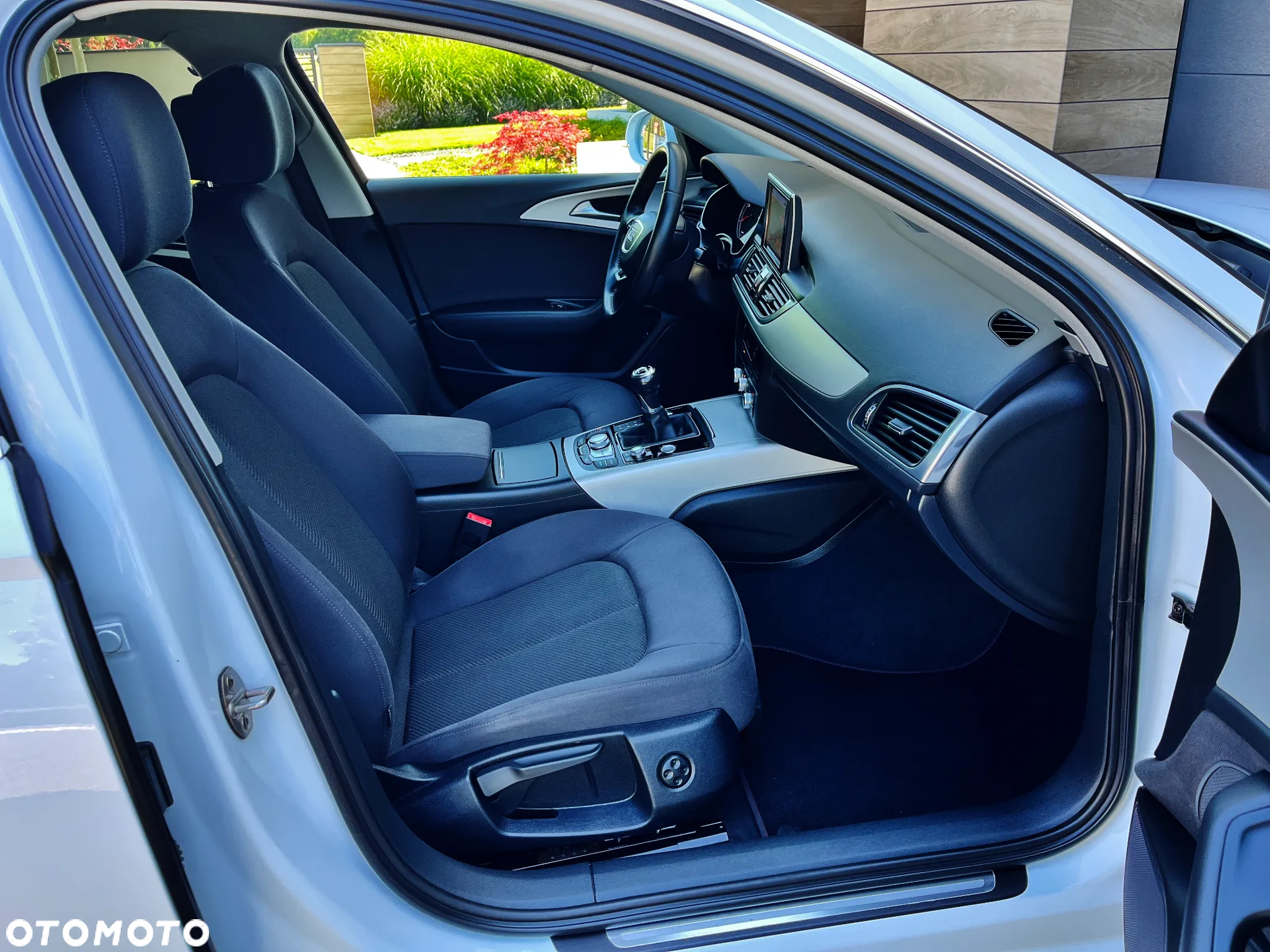 Audi A6 Avant 2.0 TDI Ultra - 8