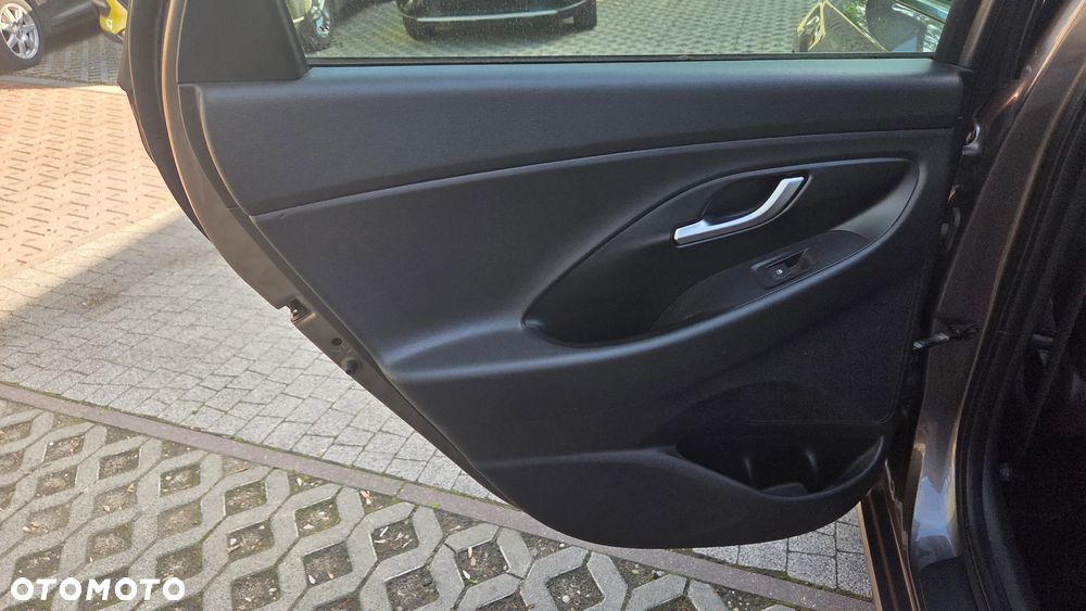 Hyundai i30 1.5 T-GDI 48V Premium - 30