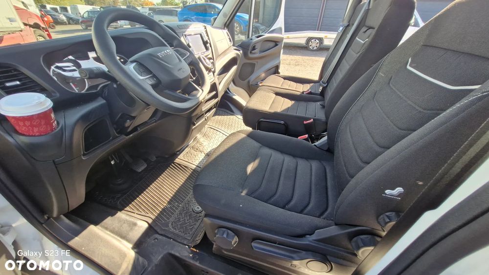 Iveco IS35 - 23