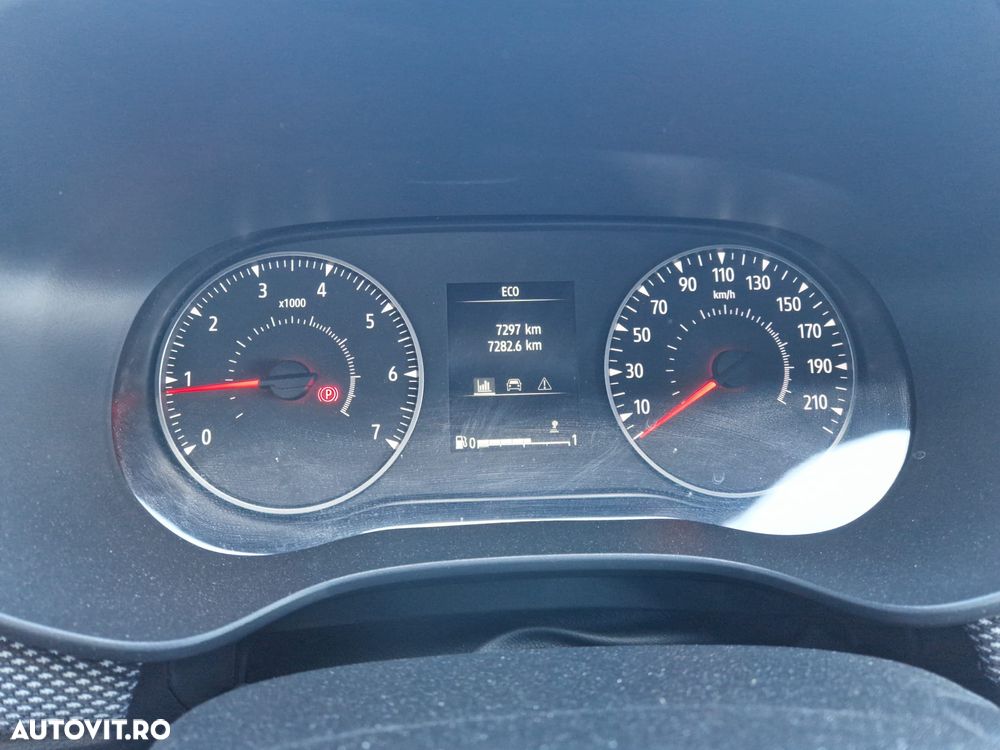 Dacia Sandero TCe 90 MT5 Expression - 14