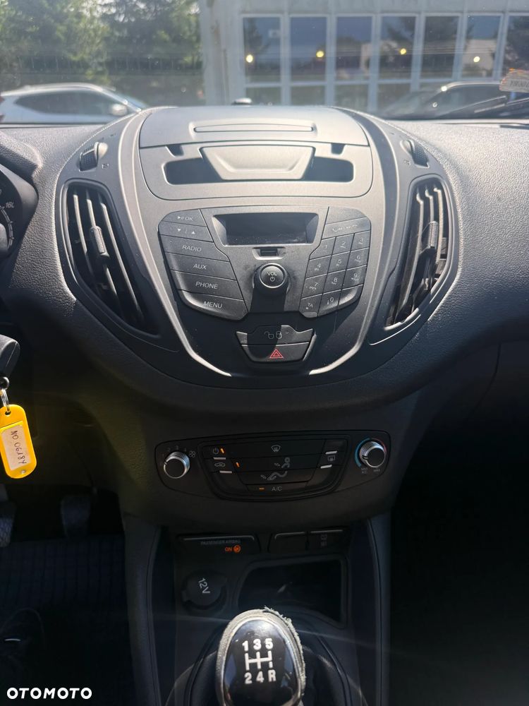Ford Tourneo Courier 1.5 TDCi Trend - 18