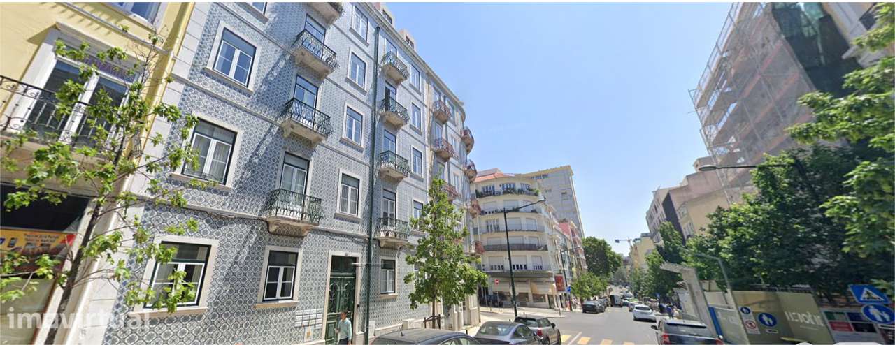 APARTAMENTO T-3 RUA TOMÁS RIBEIRO PARA REMODELAÇÃO TOTAL - Grande imagem: 2/50