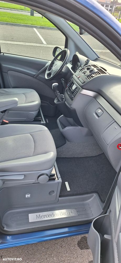 Mercedes-Benz Viano - 11