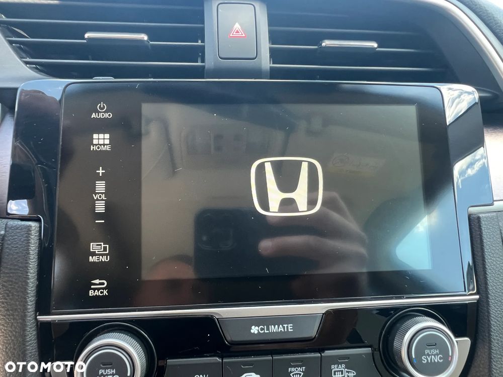Honda Civic 1.5 T Executive CVT - 26