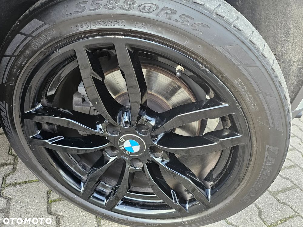 BMW X4 xDrive20d - 38