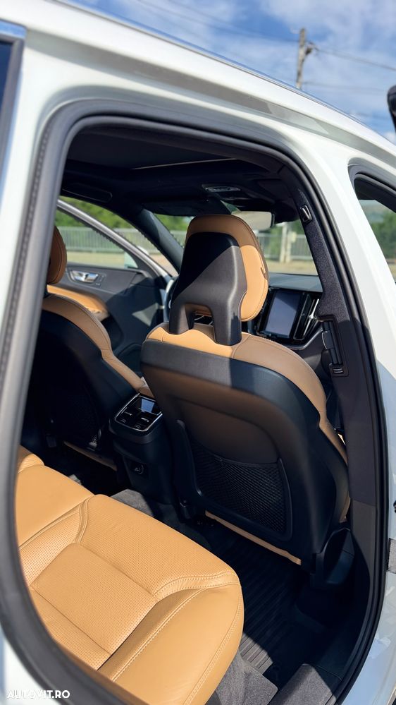 Volvo XC 60 T5 AWD Inscription - 30