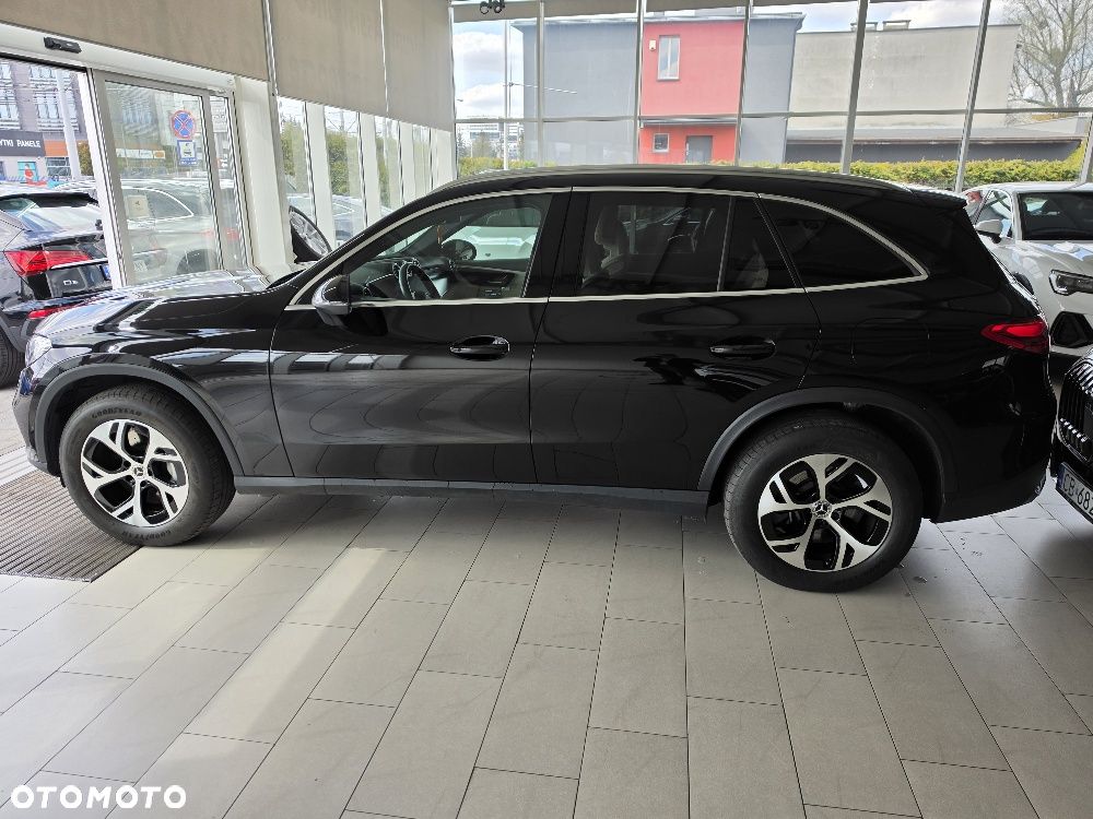 Mercedes-Benz GLC 300 e 4-Matic Avantgarde - 24